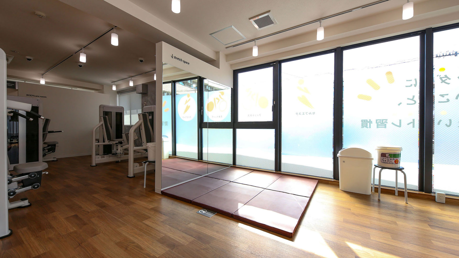 二子玉川店のストレッチスペース01