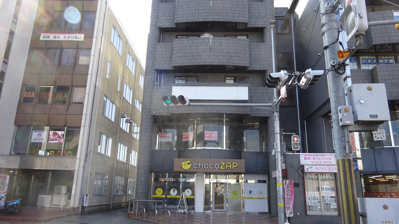 高田市店の外観01